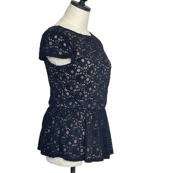 Alya Pullover Top Deep V in back Black and Tan Size Medium  D1220 - Picture 2 of 11